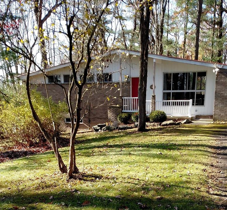 1st image of 15 Sunnyside Dr