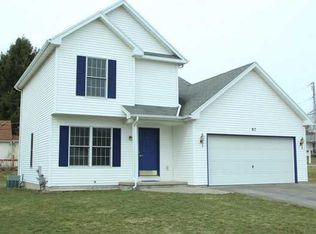 97 Nandor Dr, Rochester, NY 14609