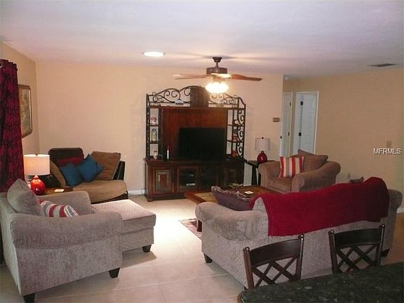 4th image of 2071 Southpointe Dr