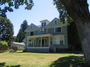 135 Montello Ave APT 2, Hood River, OR 97031