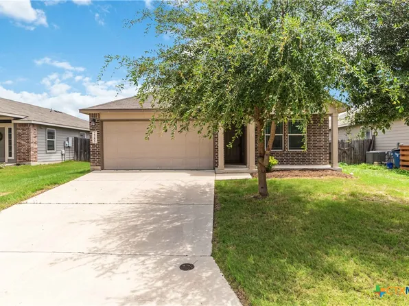 2285 Falcon Way, New Braunfels, TX 78130