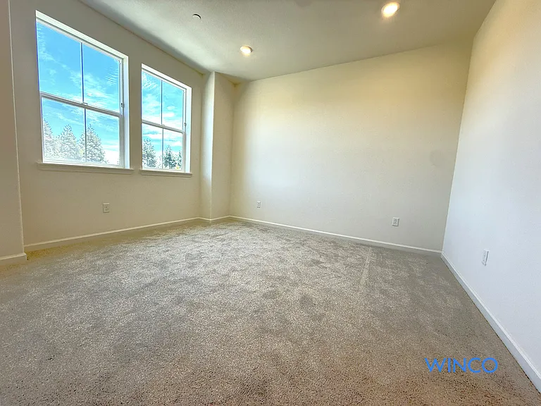 3810 Norbridge Ave — Photo 15