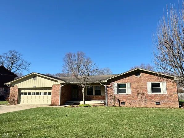 768 Leisure Ln, Greenwood, IN 46142