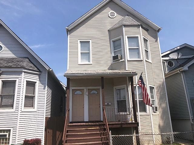 2nd image of 538 W 46th St
