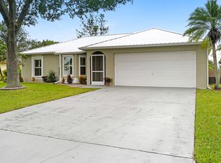 483 Candlestick Ave NE, Palm Bay, FL 32907