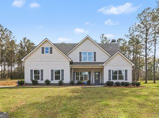 100 Dove Creek Ct, Lagrange, GA 30241