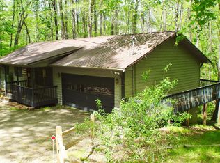 373 Cannon Trl, Franklin, NC 28734
