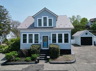 124 Castle Rd, Nahant, MA 01908