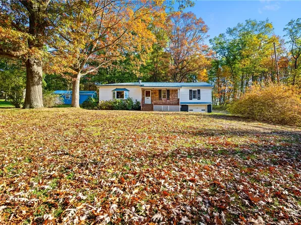 1188 Schoolhouse Rd, Sipesville, PA 15561