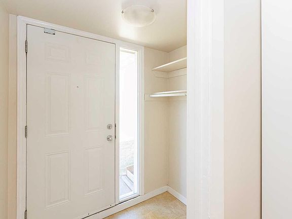 3rd image of 3907 39th St #1602