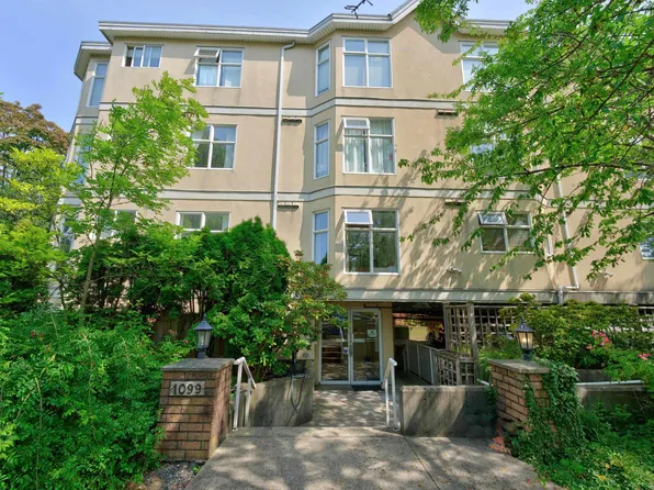 1099 W 71st Ave #301, Vancouver, BC V6P 6Y5