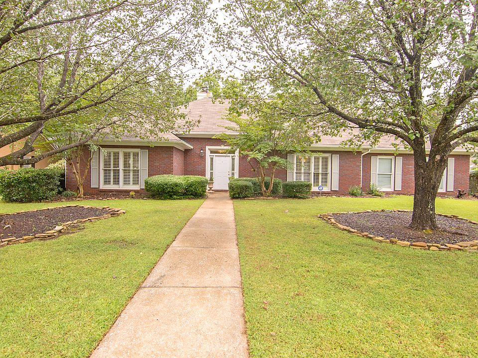 1st image of 4932 Glen Eagle Dr