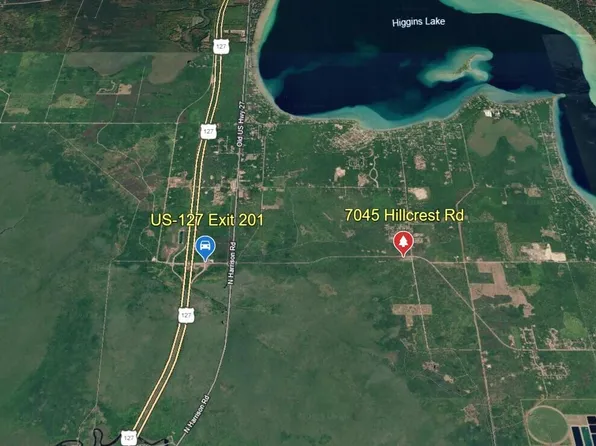 7045 Hillcrest Rd, Roscommon, MI 48653