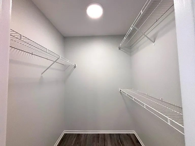 1223 Federal Ave — Photo 25