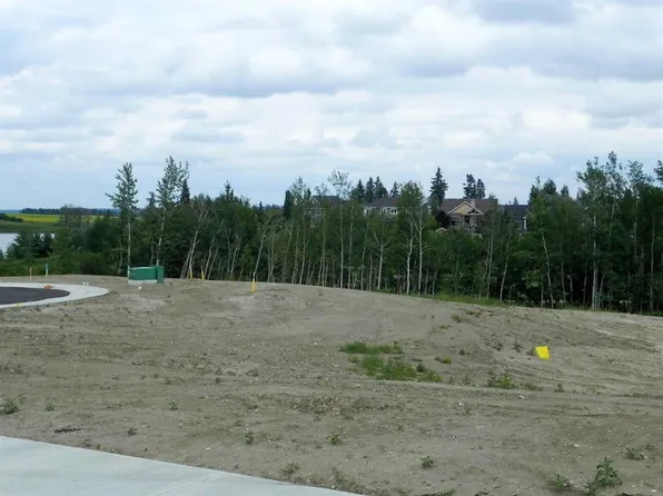 4726 Beardsley Ave, Lacombe, AB T4L 1Y9