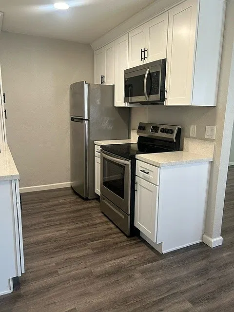 1 bed, 600 sqft, $1,850 — Photo 2