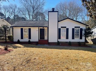 7810 Heatherdale Ct, Charlotte, NC 28212