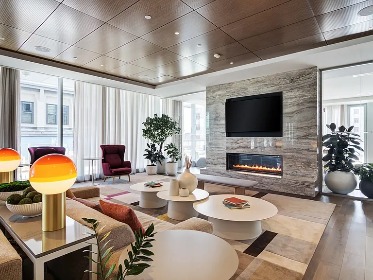 One65 Main — Photo 12