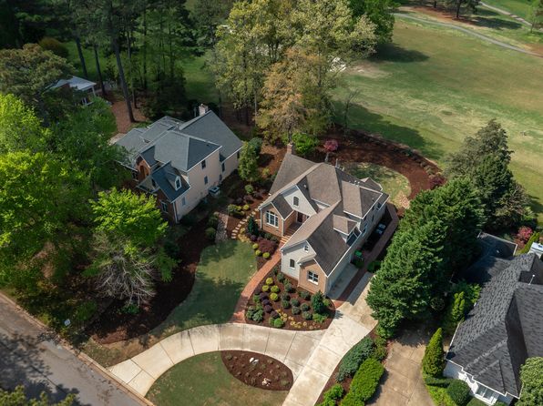 8713 Gleneagles Dr, Raleigh, NC 27613