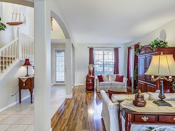 4th image of 2221 Cedar Garden Dr