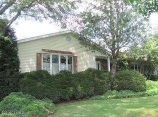 421 Hullcrest Blvd, Muncy, PA 17756