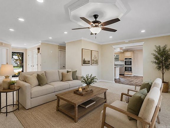 2nd image of 907 NW 6th St
