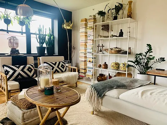 Sold by REMAX Elite | media 34