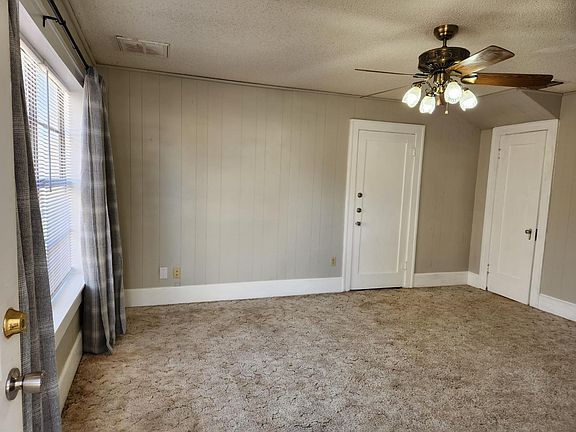 3rd image of 633 E North 16th St #B