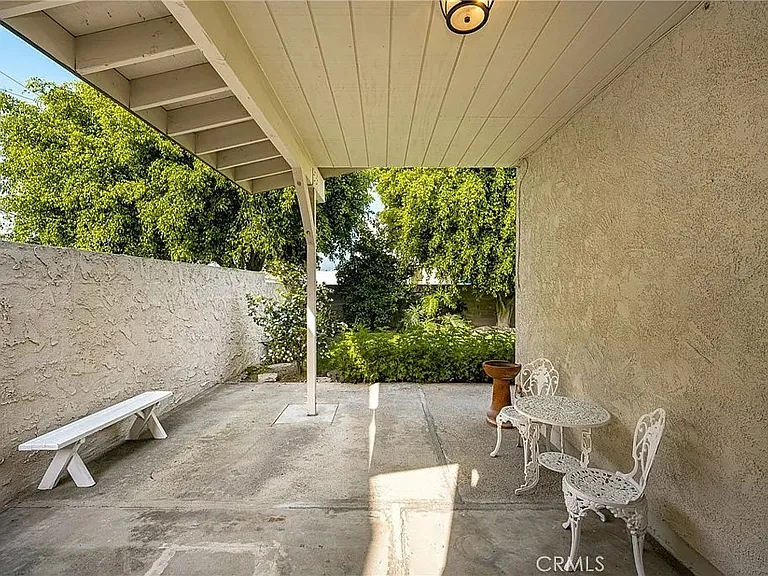 5743 Coke Ave — Photo 26