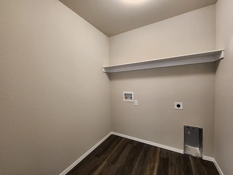 1730 King Rd — Photo 12