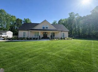 425 Dean Rd, Barnesville, GA 30204