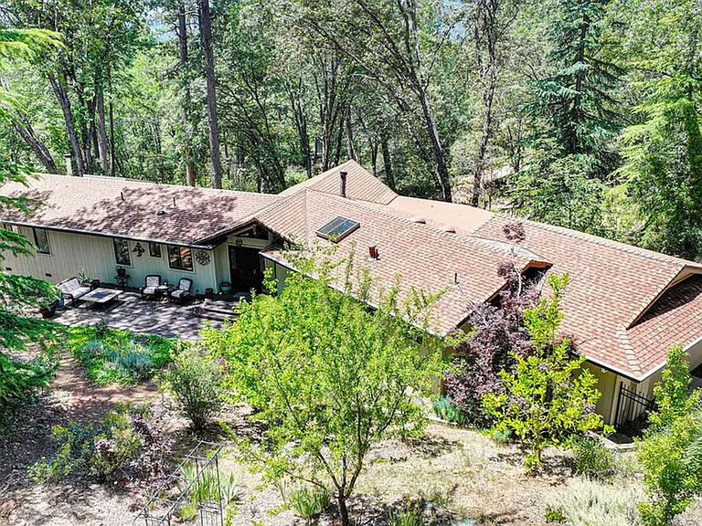16832 Alice Way — Photo 20
