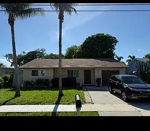 3 bed, 2.0 bath, 1028 sqft, $3,200 — Photo 1