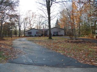 10021 Sunset Dr, Stanwood, MI