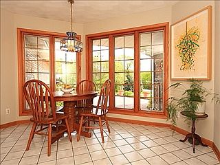 5th image of 7671 Evelyn Dr