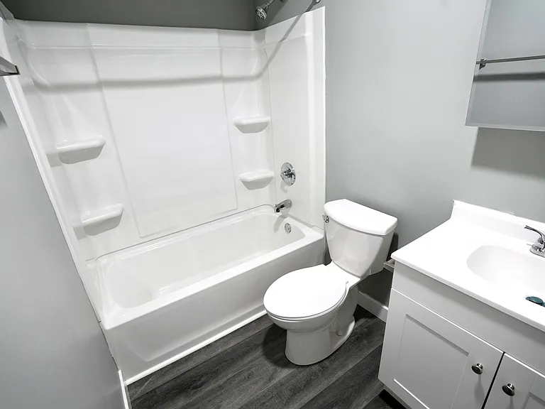 1102 Salem Ave #3D — Photo 7
