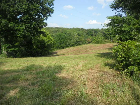 123 Highway, Hasty, AR 72640