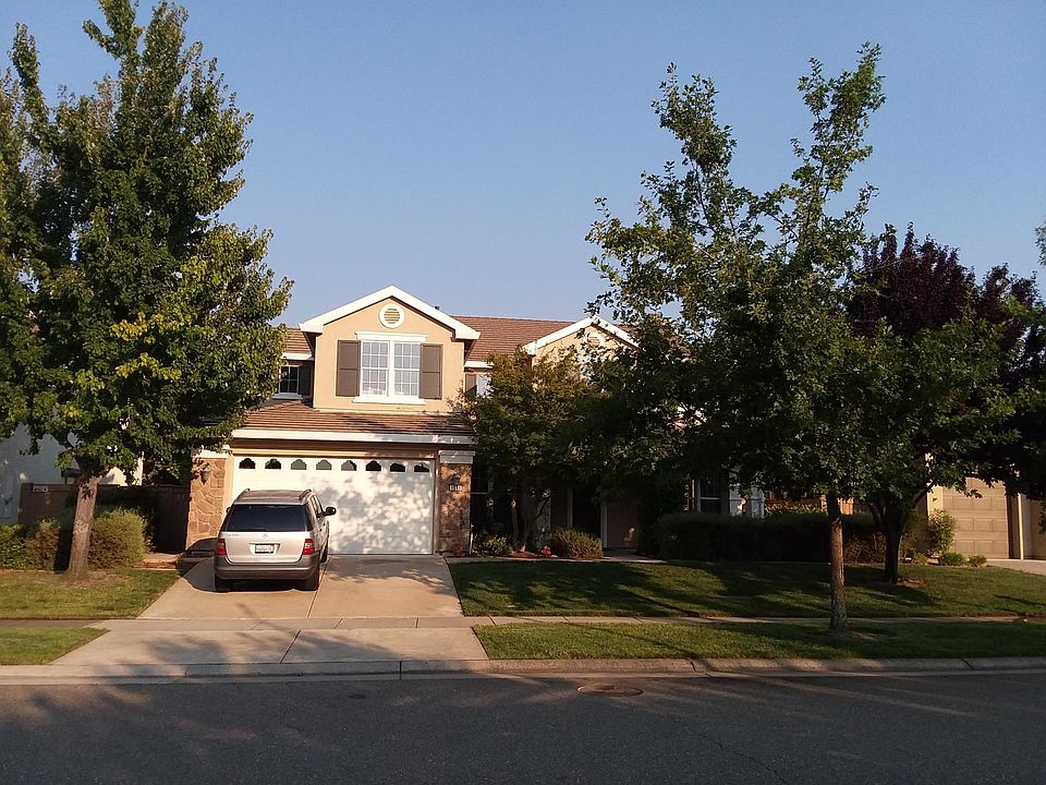 1st image of 1549 Parkway Dr