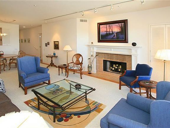 3rd image of 119 Paradise Dr