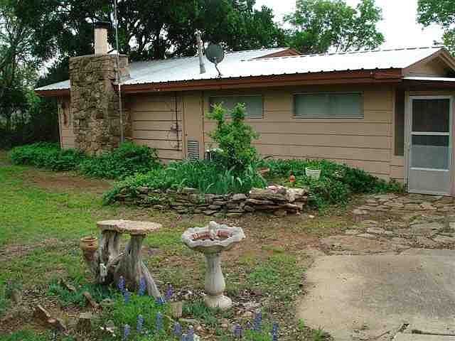 1st image of 311 S Oak Ln