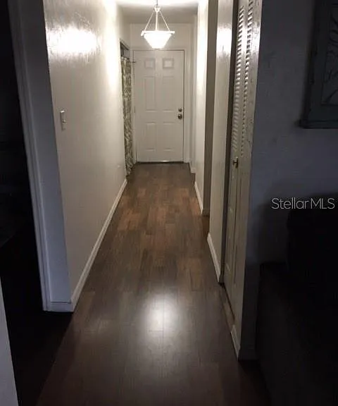 1712 SW 67th Ter — Photo 5