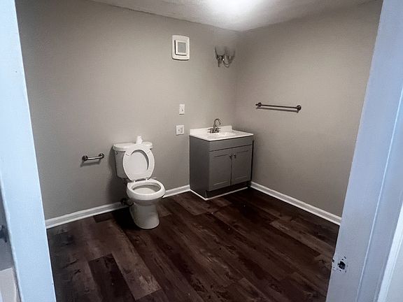 4th image of 5510 Pitkin Ave