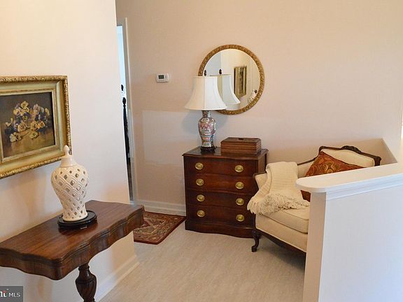 5th image of 4605 Birch Cir
