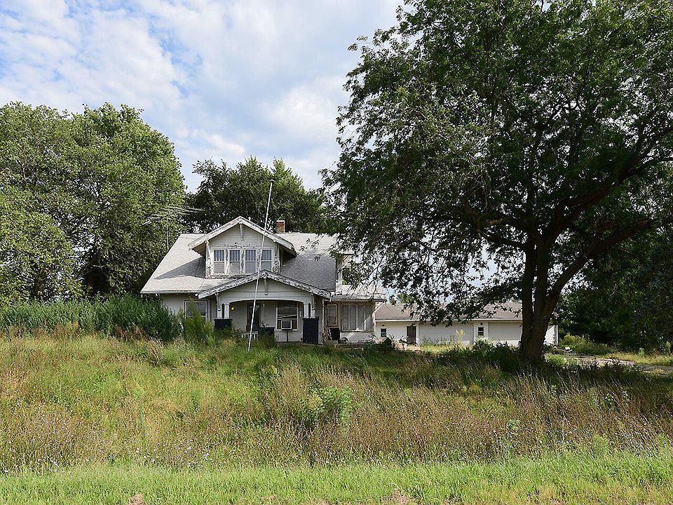 1st image of 1895 270th St