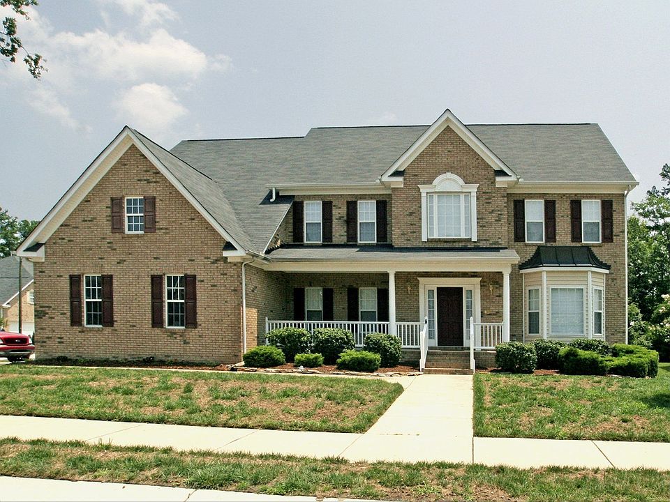 Come and see this beautiful home with oversized front porch in Riverside