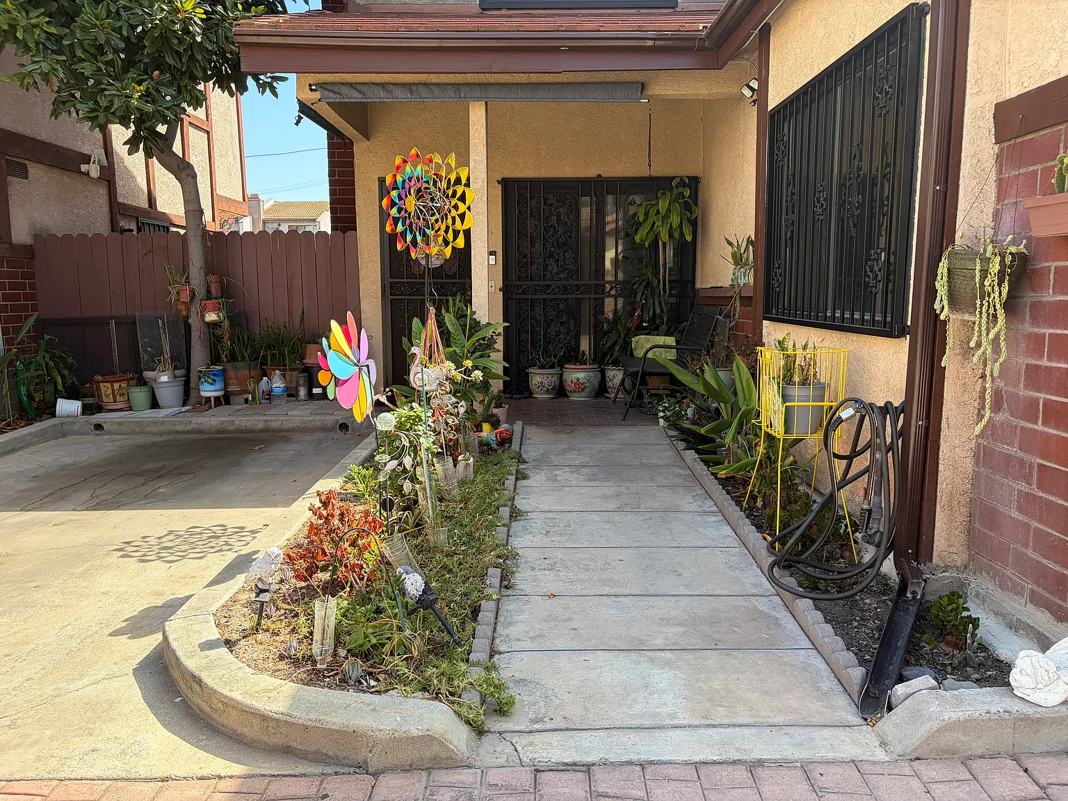 3 bed, 1626 sqft, $1,500 — Photo 1