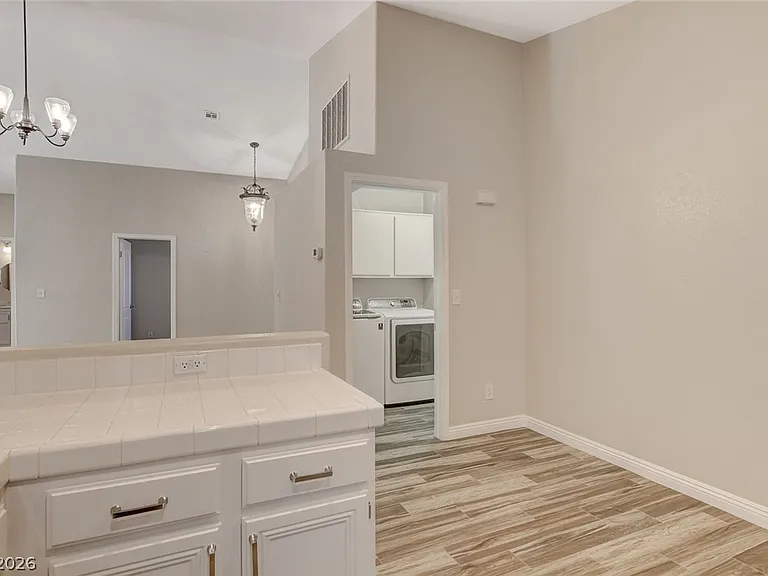 1331 Frost Flower Dr — Photo 11