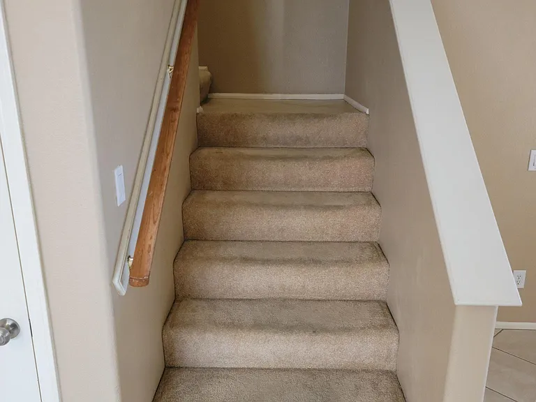3618 E Potter Dr — Photo 6