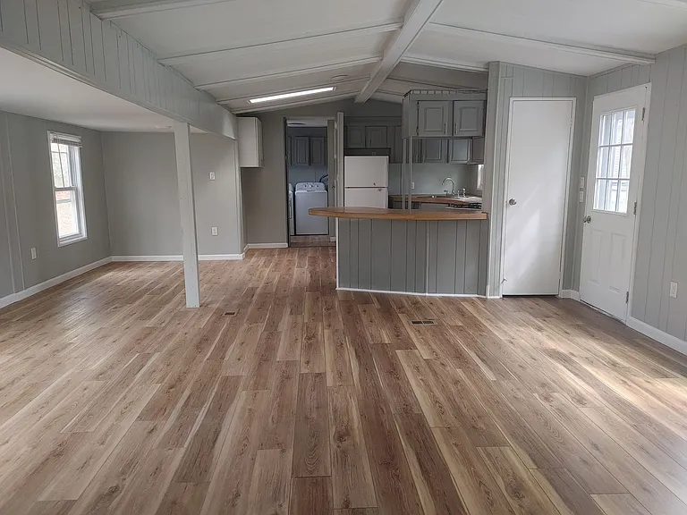 5407 Post Rd — Photo 21
