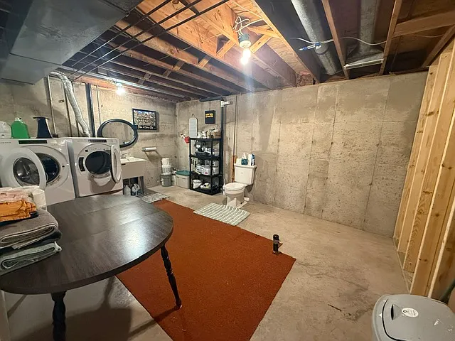 1114 Duck Creek Dr — Photo 28